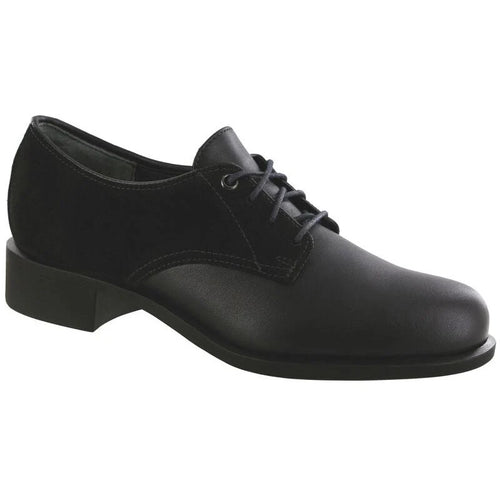 Women's Annex Oxford Dress Shoe in Caviar