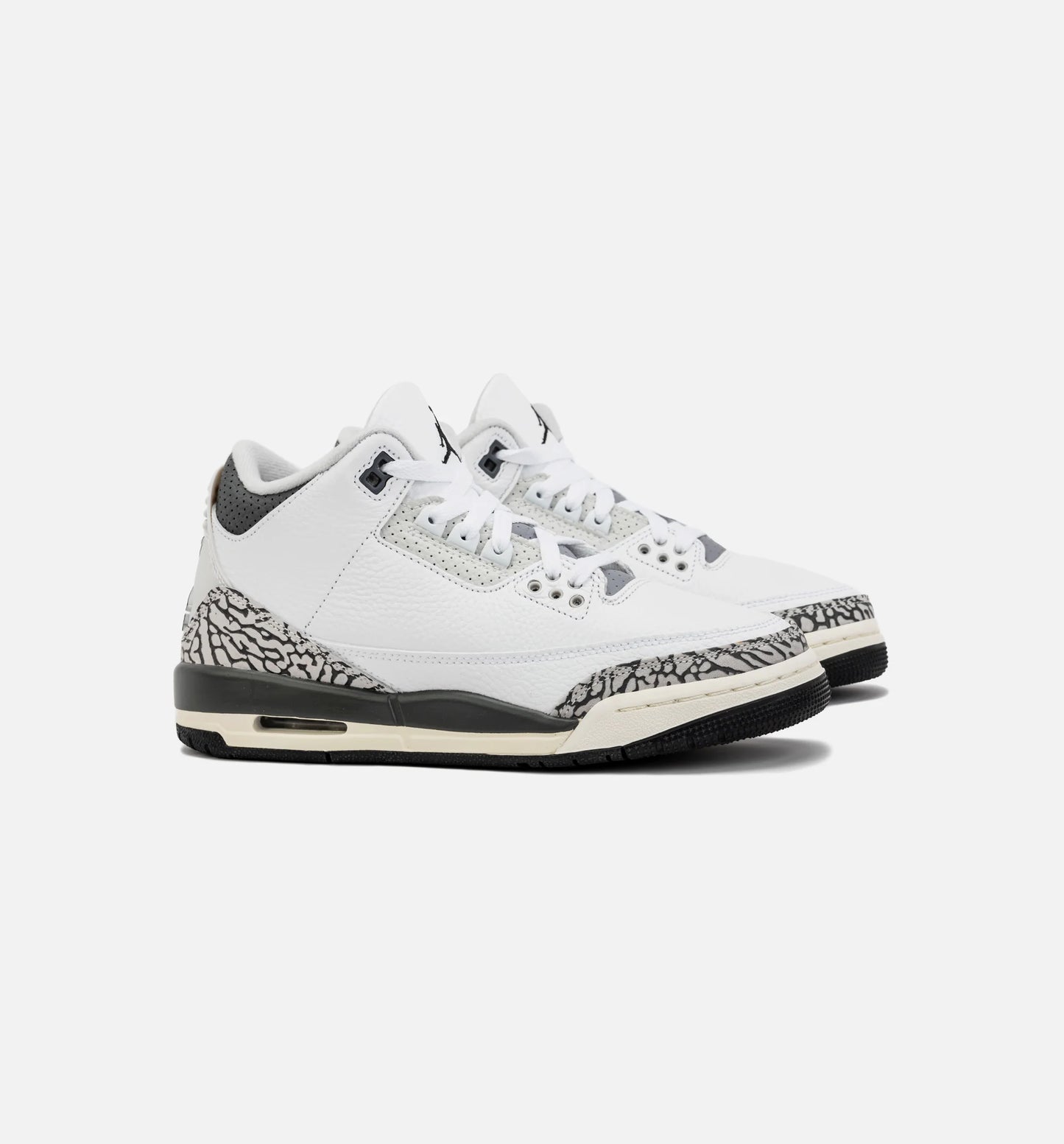 Air Jordan 3 Retro Hide N Sneak Grade School Lifestyle Shoe Black White