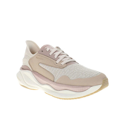Pace Sneakers