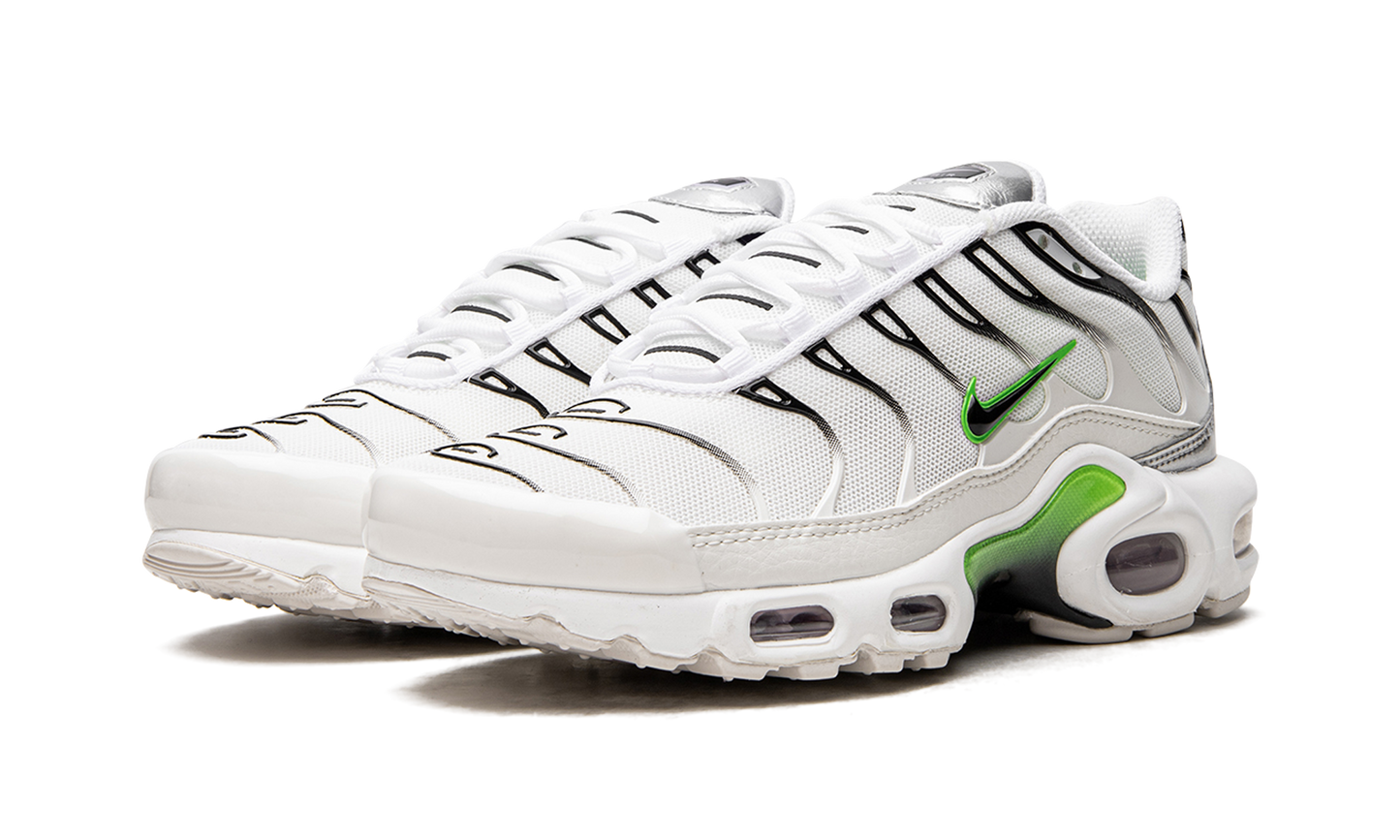 AIR MAX PLUS MNS WMNS DN6997 100