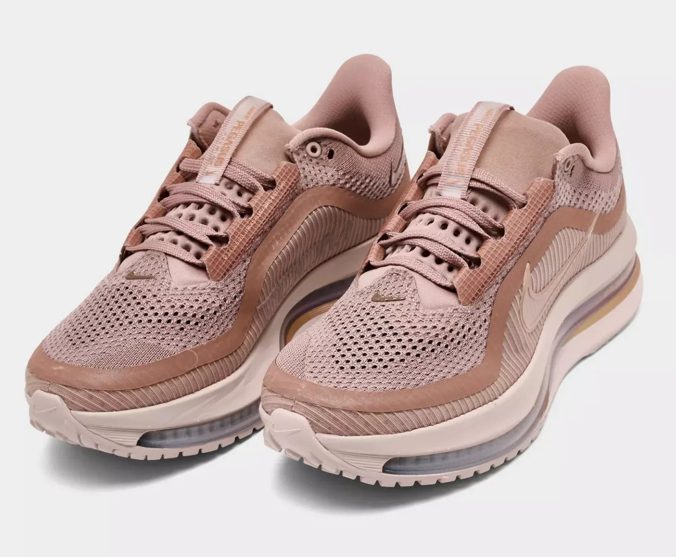 Womens Nike Pegasus Premium