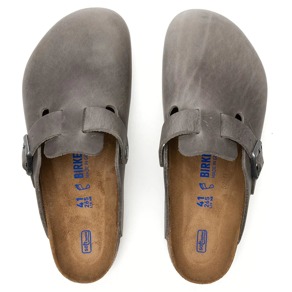 Wide Boston Soft Footbed Iron