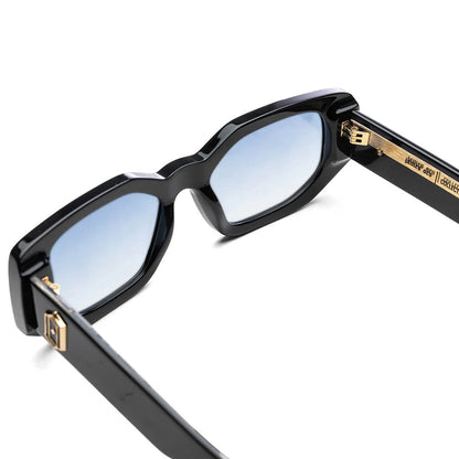 Amour Dark Blue Flash Black
