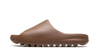 YEEZY SLIDE Core 2021