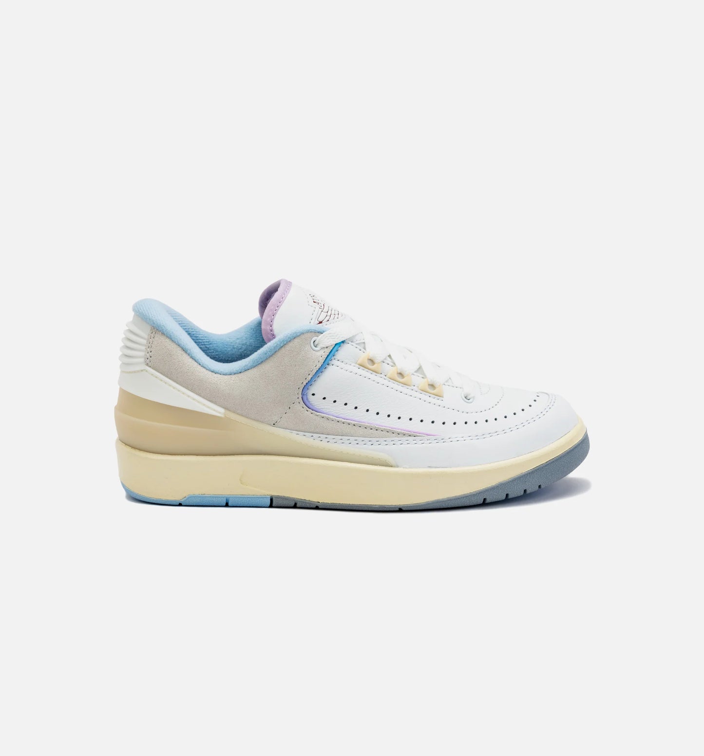 Air Jordan 2 Retro Low Summit White Ice Blue Womens Lifestyle Shoe White Blue