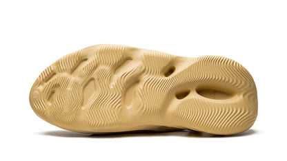 YEEZY FOAM RUNNER Desert Sand