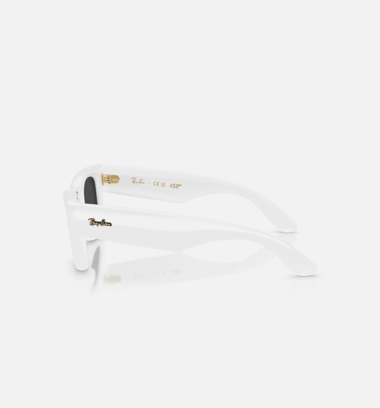The Wayfarer Puffer by AAP Rocky Mens Sunglases White
