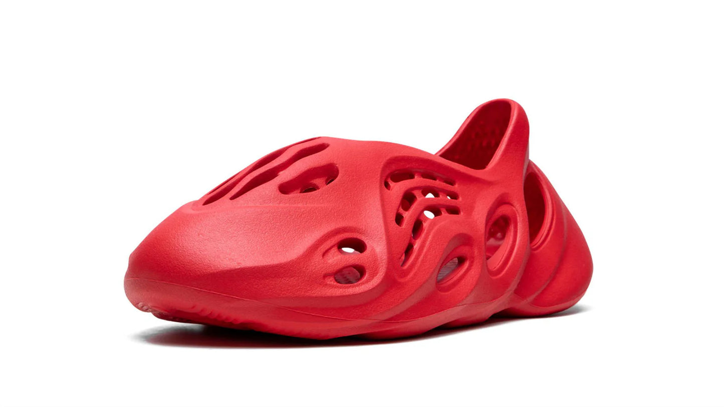 YEEZY FOAM RUNNER Vermillion