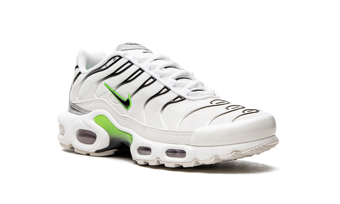 AIR MAX PLUS MNS WMNS DN6997 100