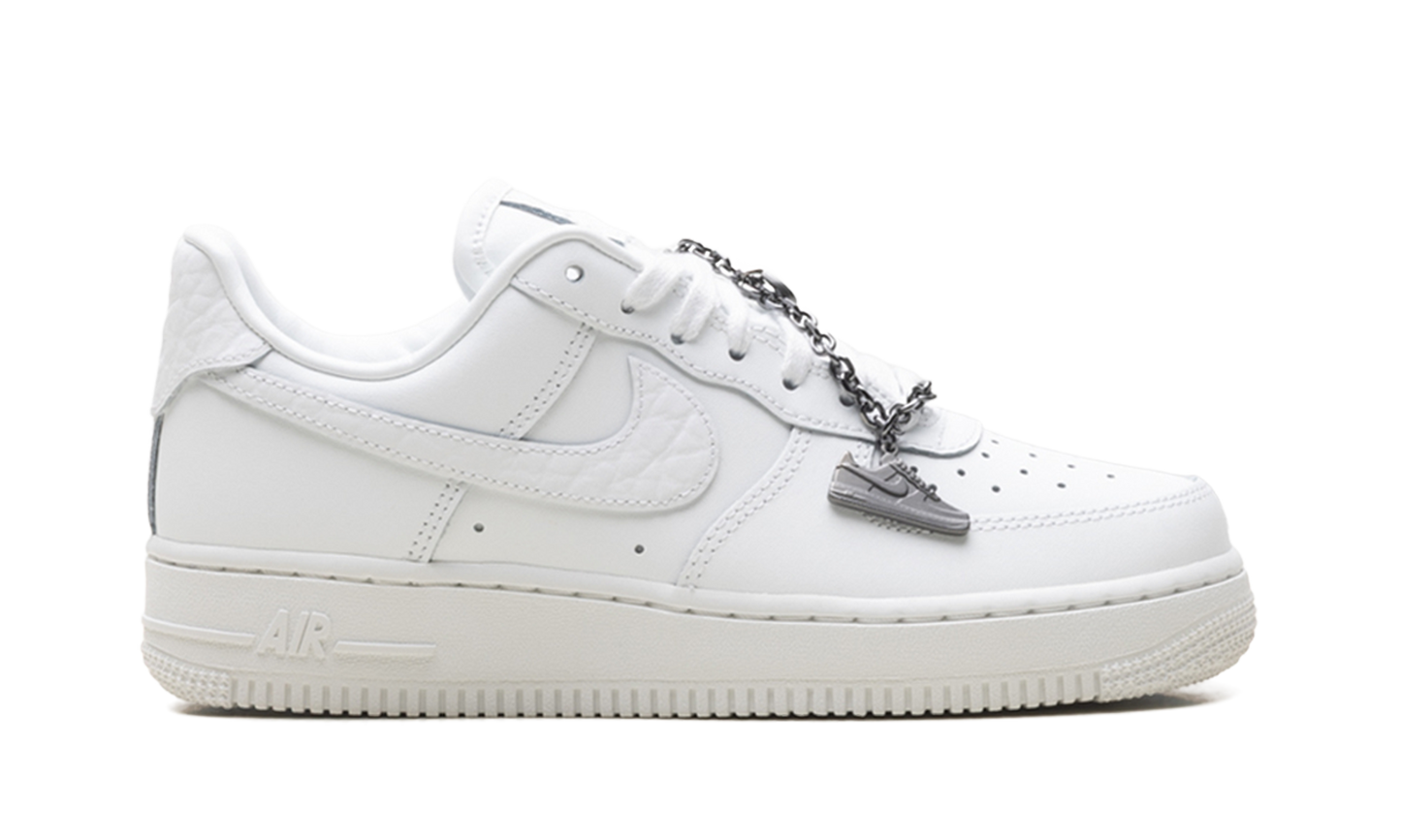 Air Force 1'07 Low WMNS"Summit White Mini Charm" IM6485 121