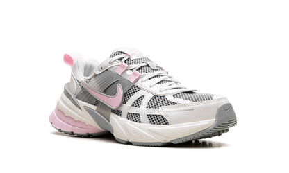V2K Run WMNS"Pink Foam" HQ4046 001