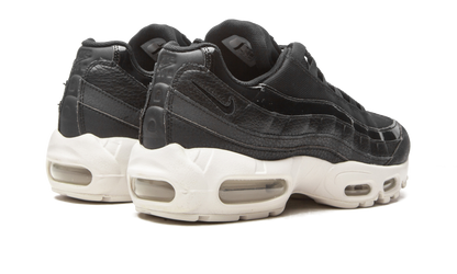 AIR MAX 95 SE MNS WMNS AQ4138 001