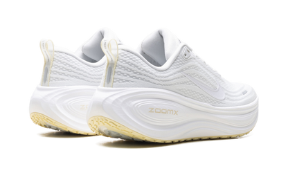 Vomero Plus WMNS"Photon Dust Alabaster" HV8154 009