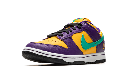 DUNK LOW WMNS"Lisa Leslie" DO9581 500