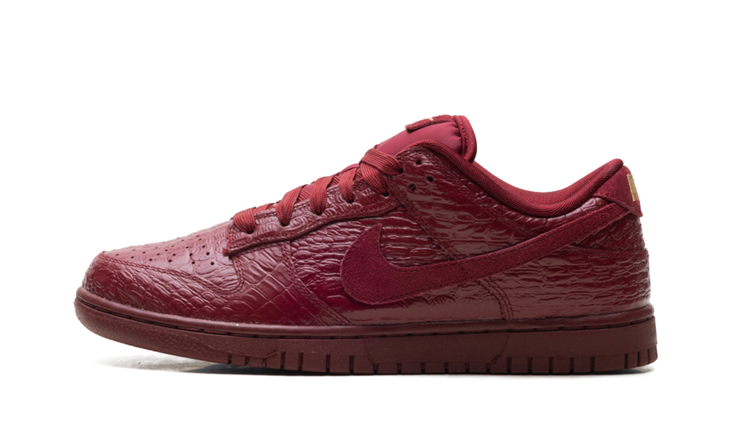 Dunk Low WMNS"Team Red Croc" HV4388 600