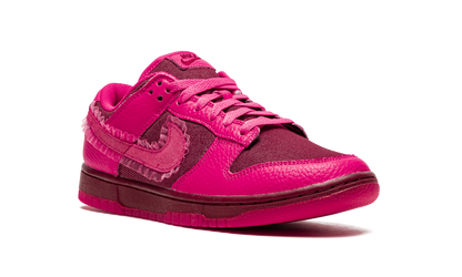DUNK LOW WMNS"Valentine’s Day" DQ9324 600