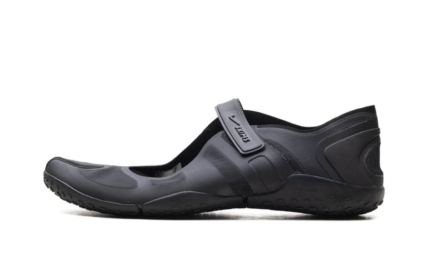 Air Rift Mesh WMNS"SKIMS - Black" IO7694 001