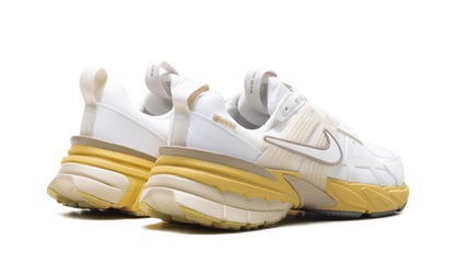 V2K Run WMNS"Gore-Tex White Light Bone" FZ2622 100