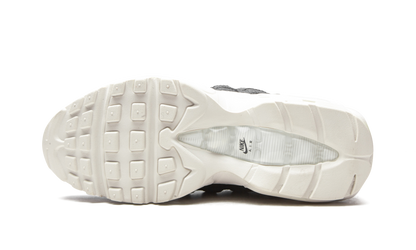 AIR MAX 95 SE MNS WMNS AQ4138 001