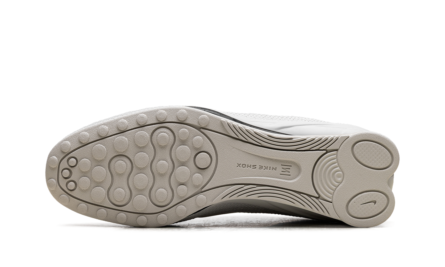 Shox Z WMNS"Phantom" HQ7540 004