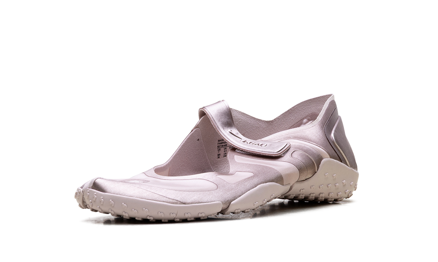 Air Rift Satin WMNS"SKIMS - Slit Red" IQ7158 600